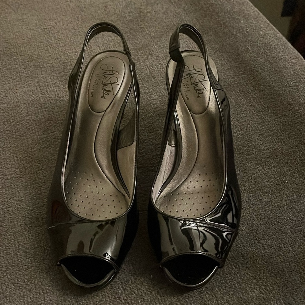 Lifestride soft style sling pack heels